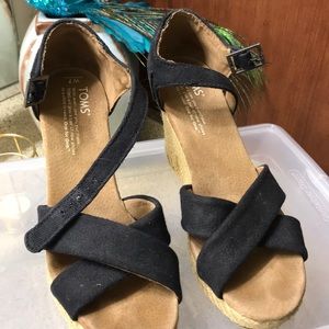 Toms Canvas Wedges